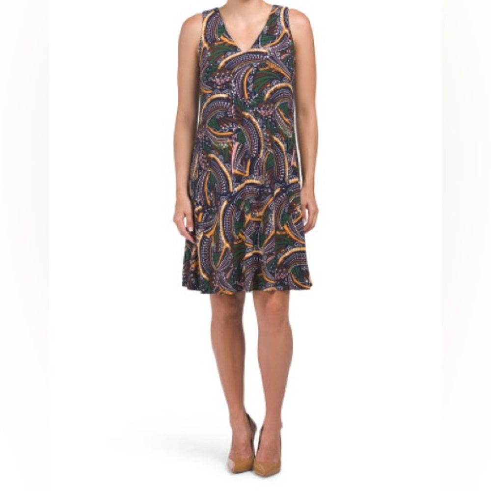 NWT Anne Klein v neck sleeveless dress!